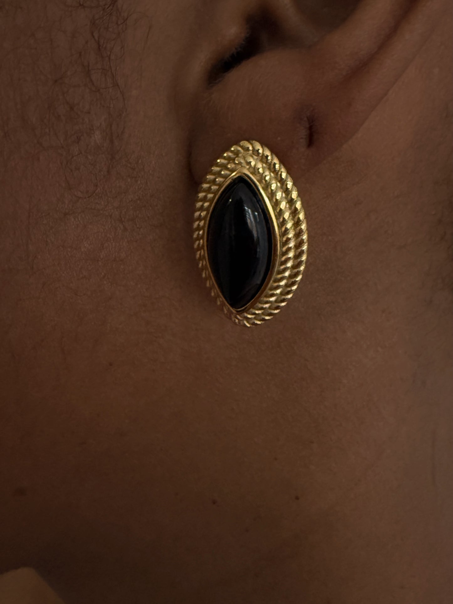 BlackOval  Earring