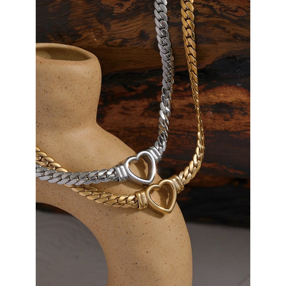 HEART LINK Necklace