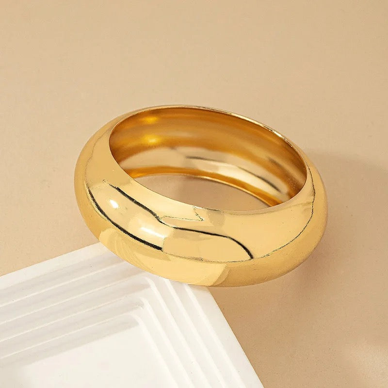 Round Bangle