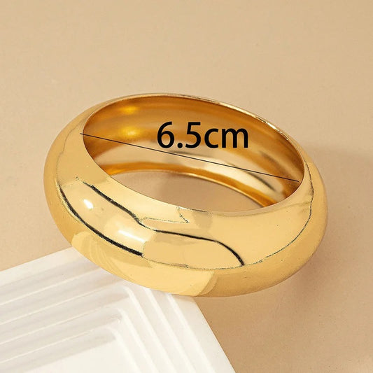 Round Bangle