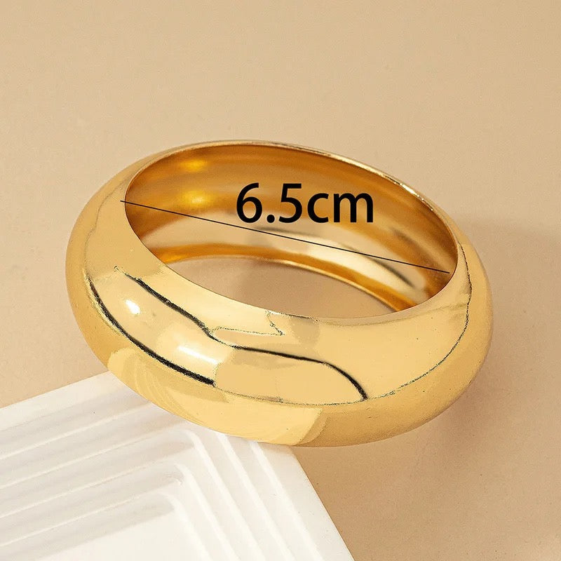 Round Bangle