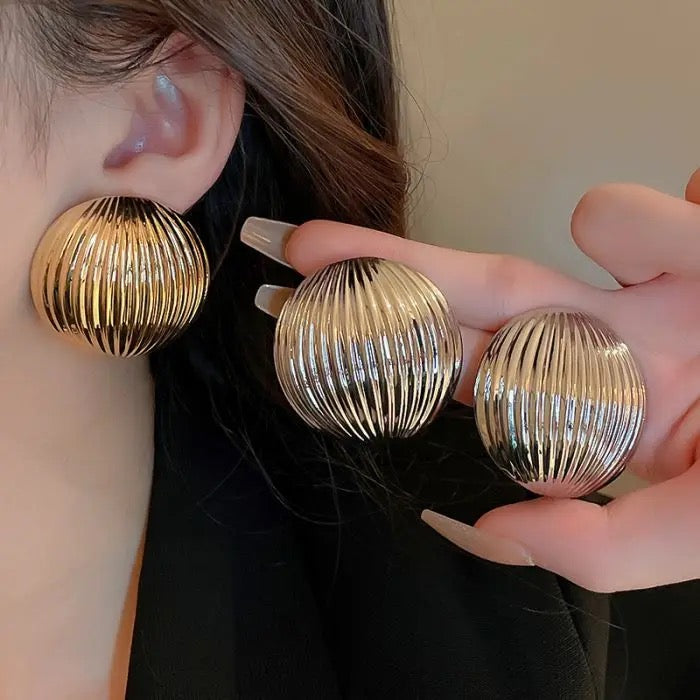 Ribbed  Earrings