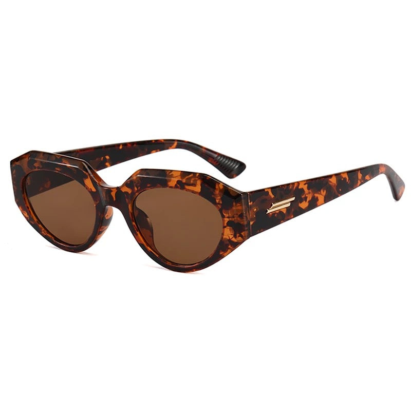 Oscar Sunnies (print)