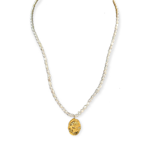 EVE Pearl pendant Necklace